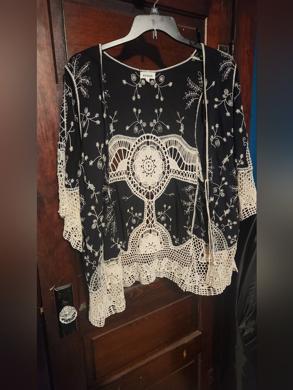 Black & Cream Crochet-Trim Boho Kimono Top